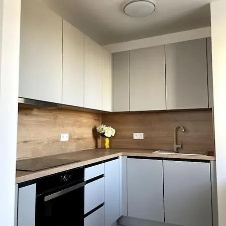 Skynest B404 Bratislava
